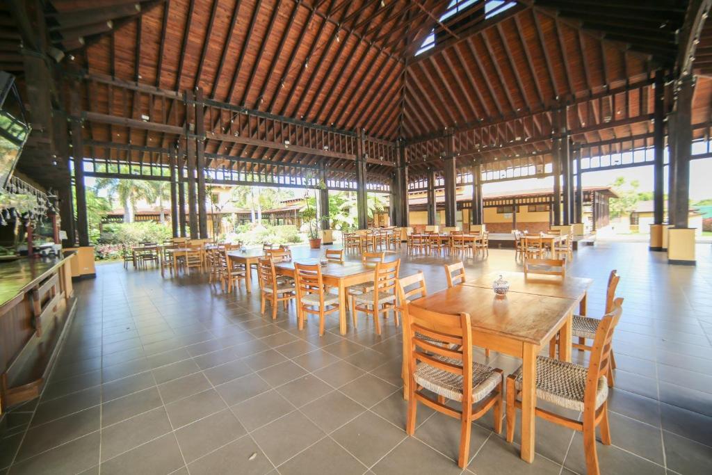 Carmen Hotel & Villas photo 1