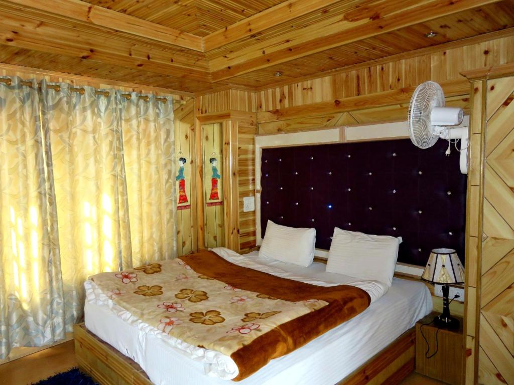 Двухместный (Стандартный двухместный номер с 1 кроватью), Hotel Nezer Holiday Inn