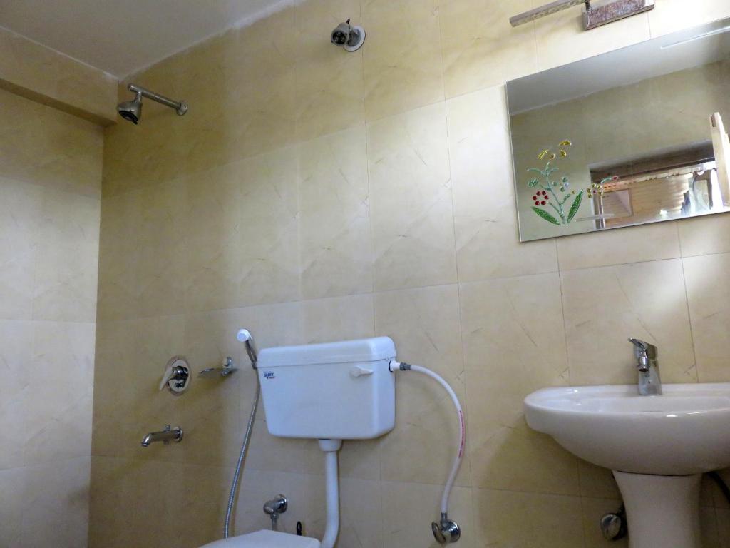 Двухместный (Стандартный двухместный номер с 1 кроватью), Hotel Nezer Holiday Inn