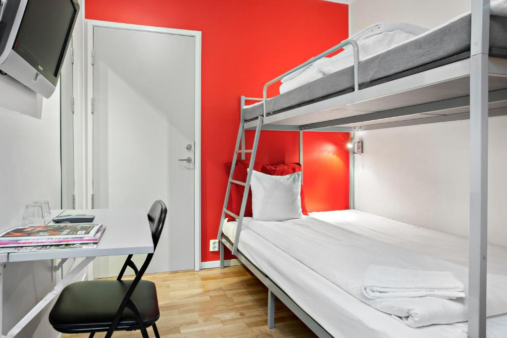 Двухместный (Номер Твин с общей ванной комнатой (без окна)), Connect Hotel Stockholm
