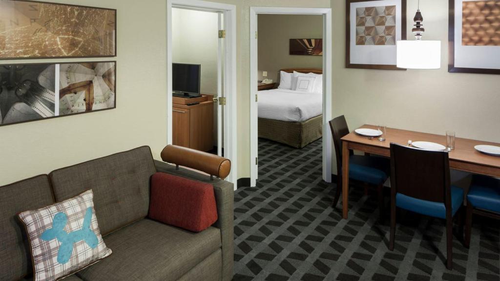 TownePlace Suites Dallas Arlington North photo 4