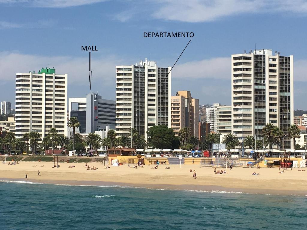 Frente a Playa - 3 dorms, 2 baños, parking, WiFi, 2 cuadras MALLS