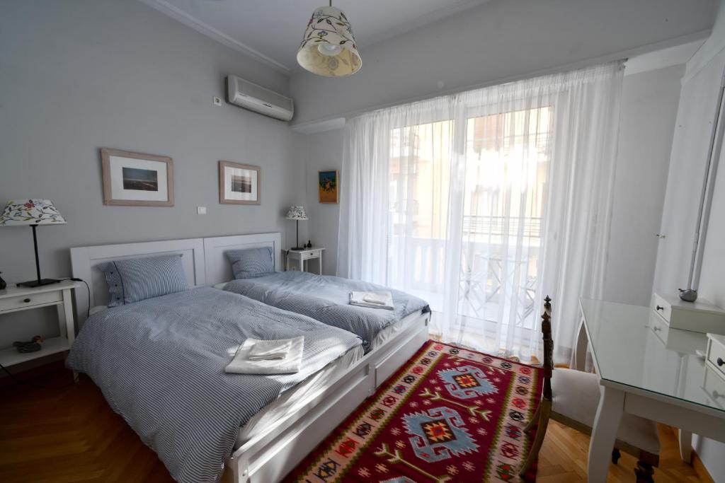 Апартаменты (Апартаменты с балконом), Athens Squared Apartments