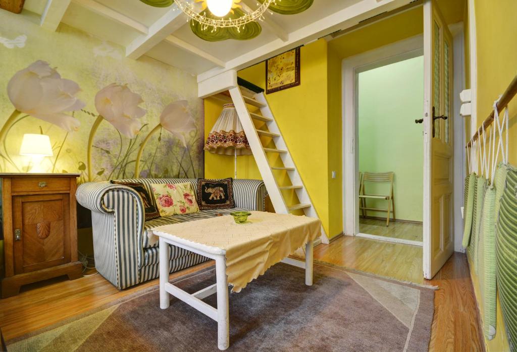 Апартаменты (Апартаменты (для 4 взрослых)), Artharmony Pension & Hostel