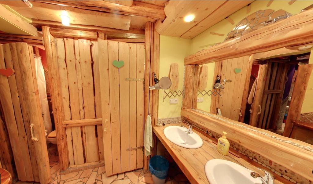 Семейный (Семейный номер с общей ванной комнатой), Artharmony Pension & Hostel