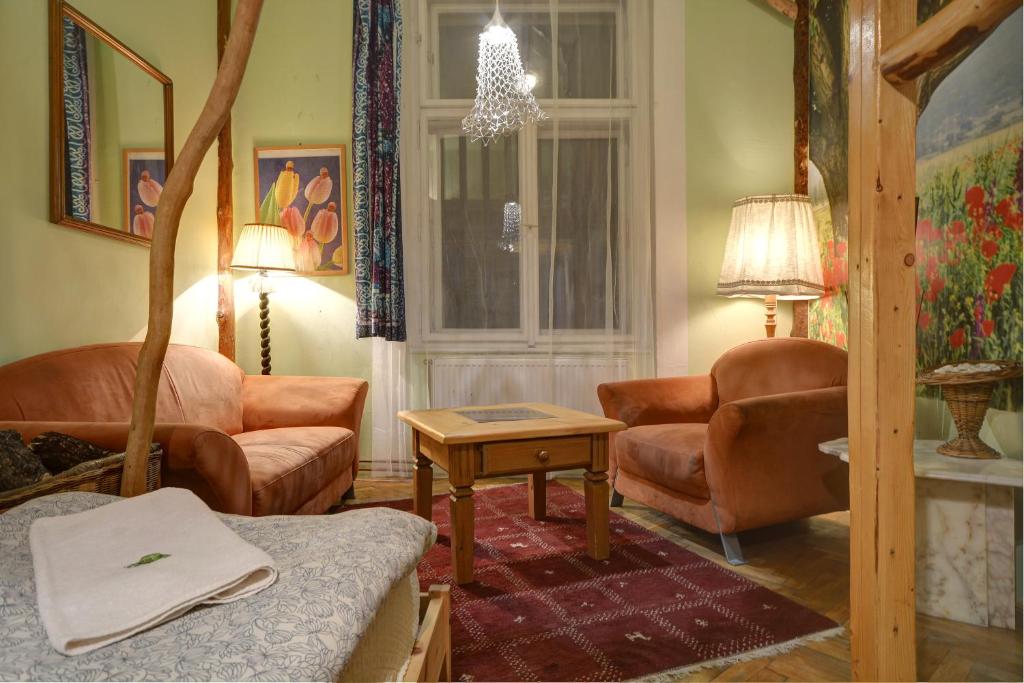 Семейный (Семейный номер с общей ванной комнатой), Artharmony Pension & Hostel