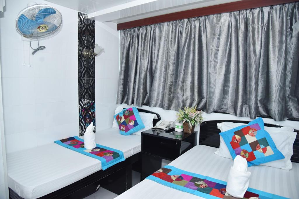 Трехместный (Трехместный номер), Premium Lounge