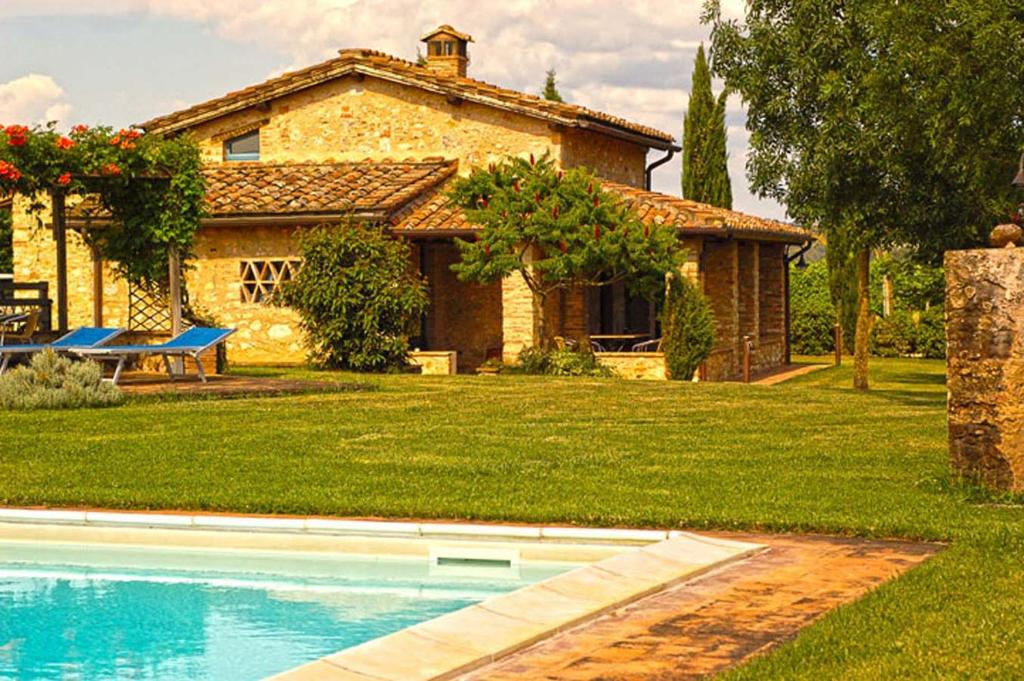 Monteriggioni Suite photo 1