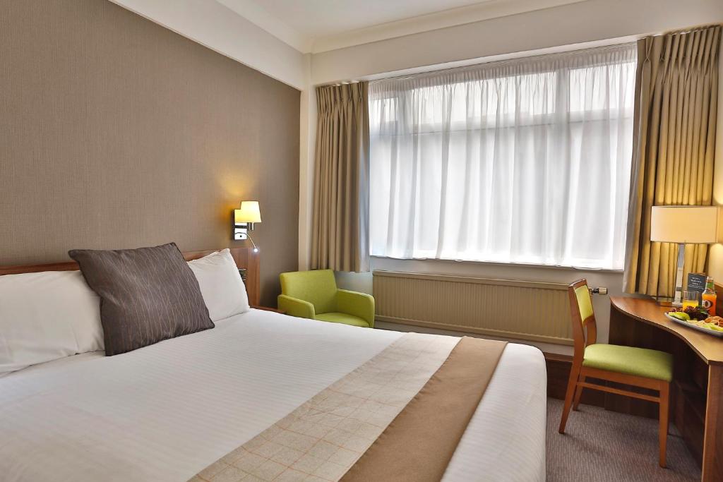 Best Western Manchester Altrincham Cresta Court Hotel photo 1