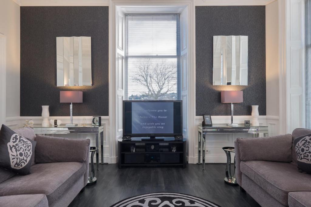 Marks At The Manor Luxury Riverside Apartments - Sleeps up to 4, with Parking and Sky TV photo 2
