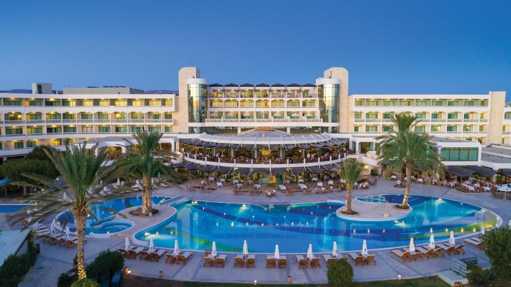 Constantinou Bros Athena Beach Hotel photo 2