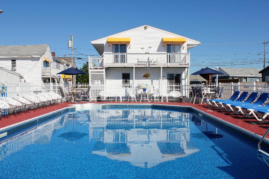 Atlantis Motel image