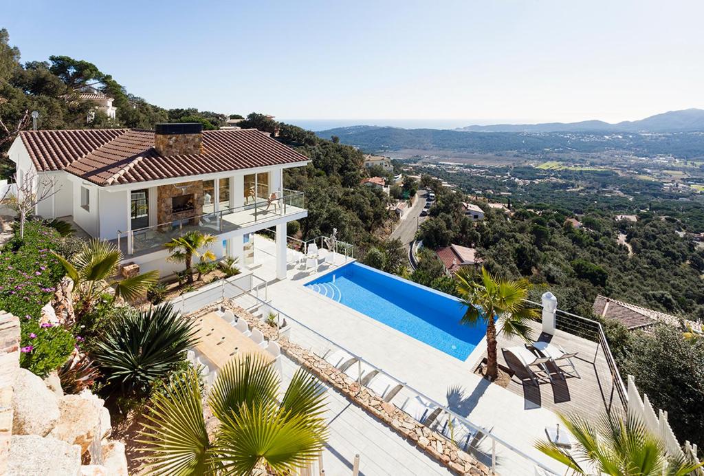 Villa Pacifica photo 1