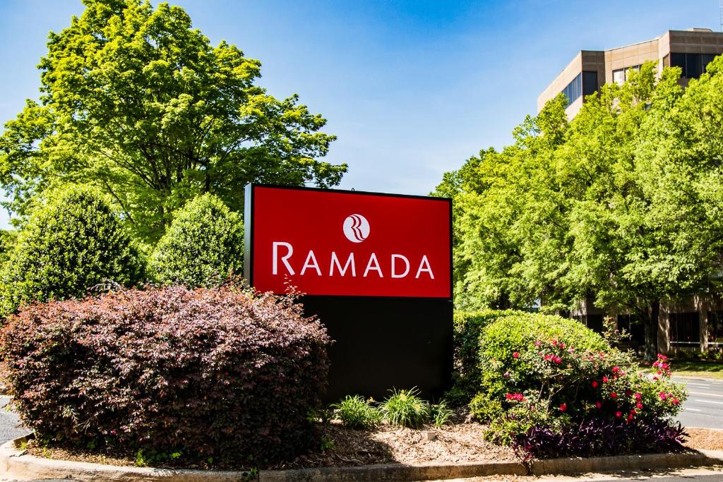 Ramada by Wyndham Gainesville image