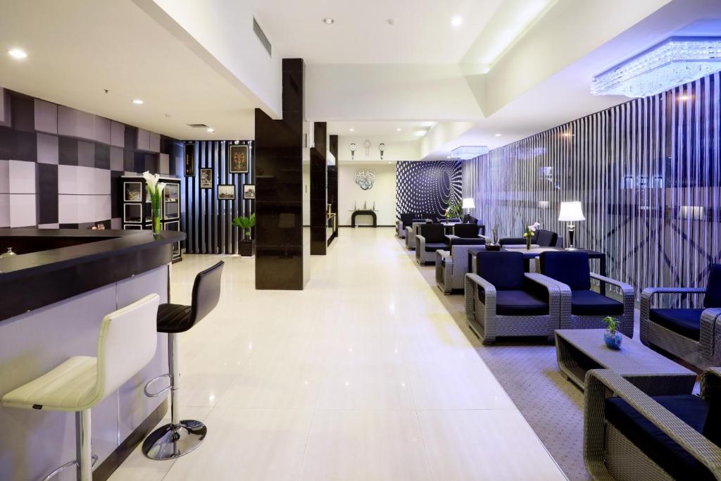 Hotel Neo Palma Palangkaraya by ASTON photo 2