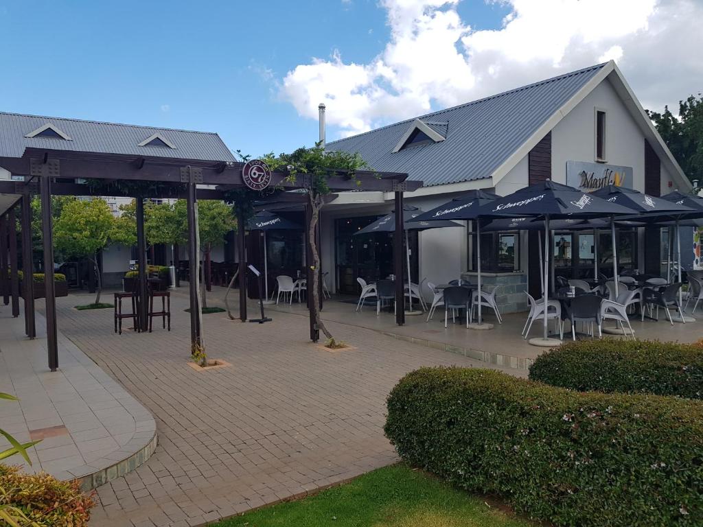Stay@67 Apartments - Dullstroom photo 3