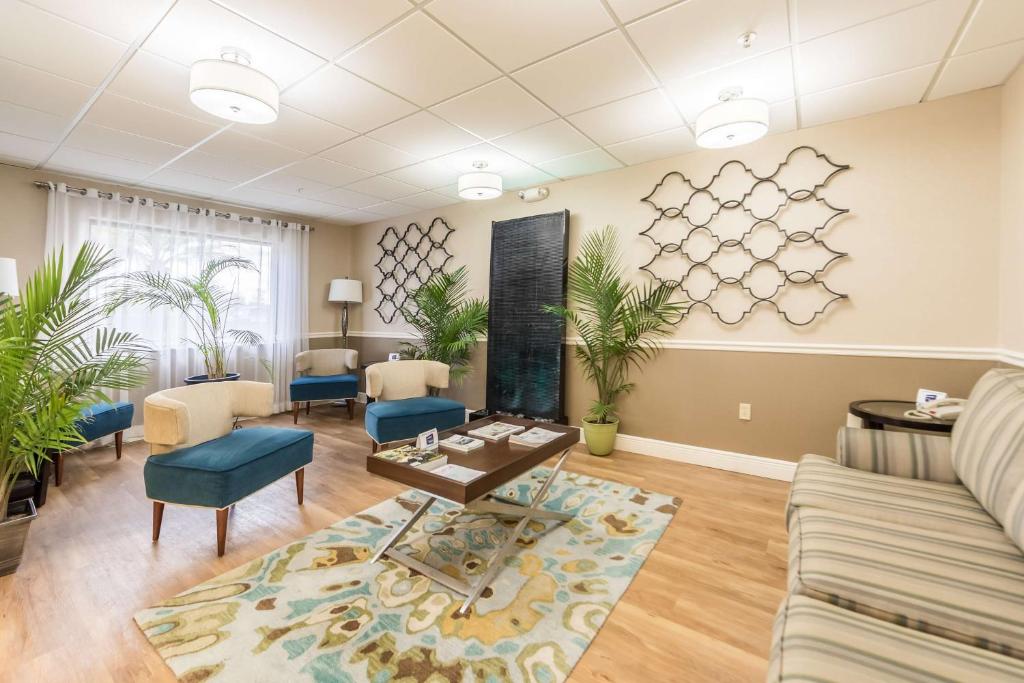 Best Western Plus Sebastian Hotel & Suites image