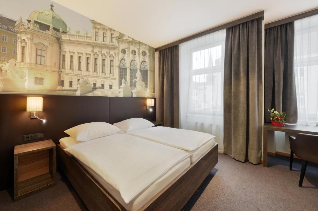 Двухместный (Улучшенный двухместный номер с 1 кроватью), Hotel Lucia