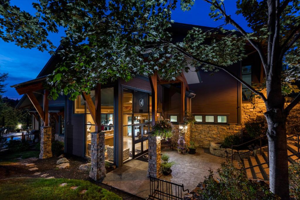 Predator Ridge Resort photo 2