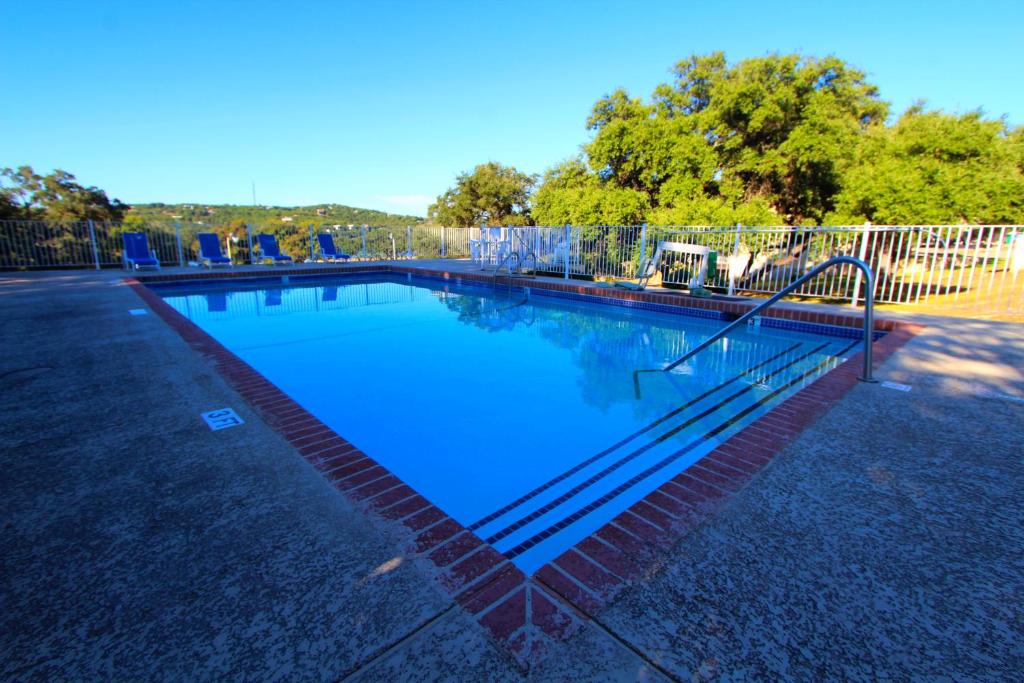The Shores at Lake Travis, a VRI resort photo 1