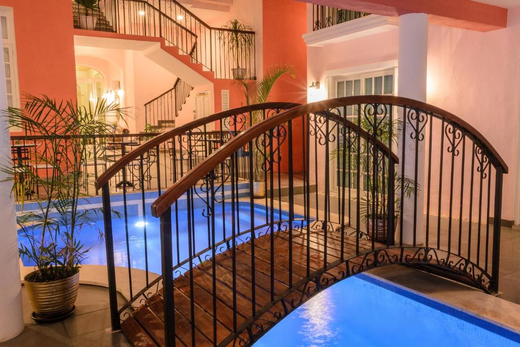 Hotel Boutique Real San Juan Center - Tap to explore photos