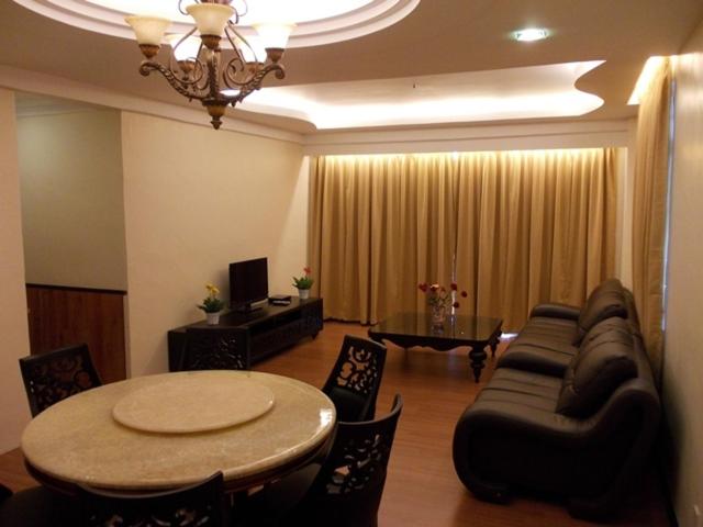 Bali Style Apartment @ Imperial Court photo 3