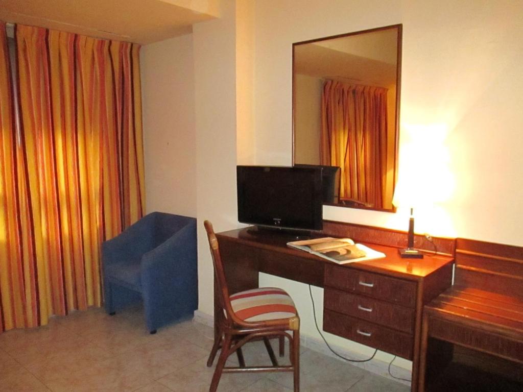Hotel Perales photo 3