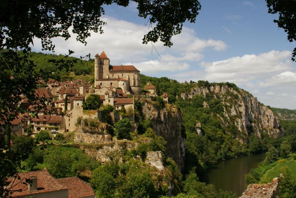 Le Lac Bleu photo 4