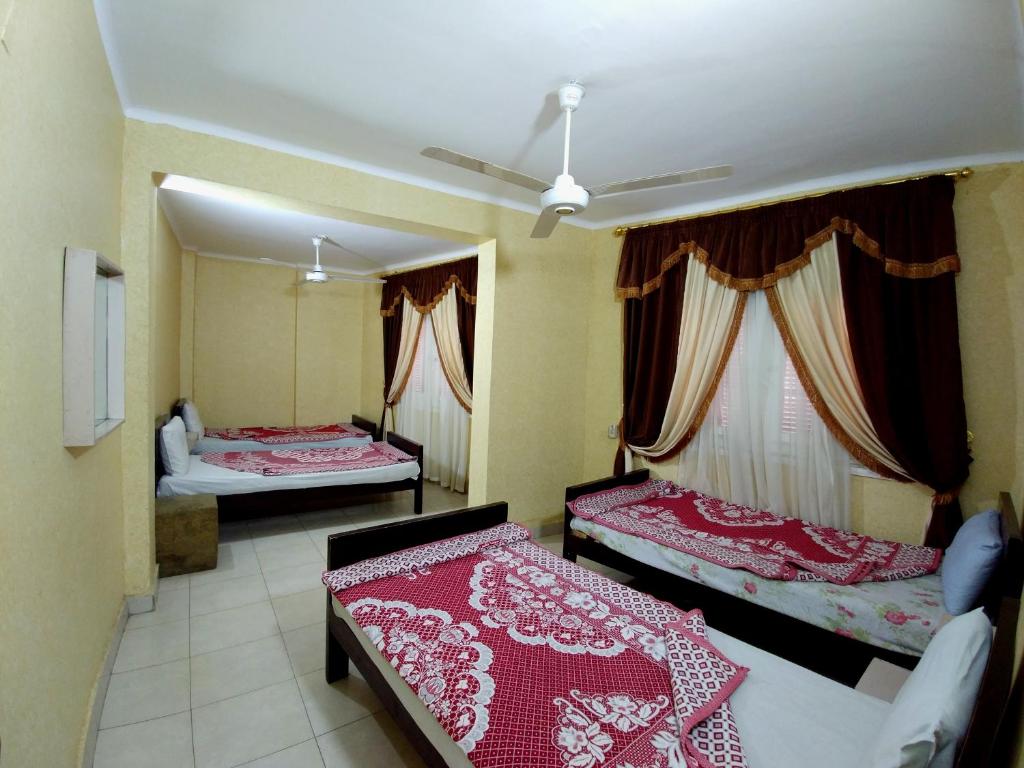 Четырехместный (Четырехместный номер с общей ванной комнатой), Sun Hostel Cairo