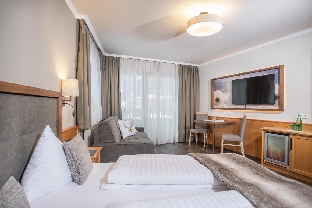 Сьюит (Люкс с видом на озеро), Hotel Christina - Achensees kleinstes 4 Stern Hotel