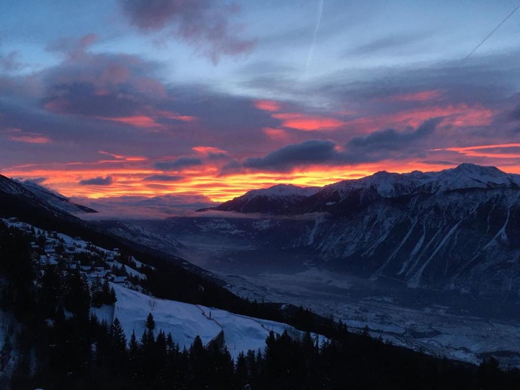 Crans-Montana Stunning Southview Flat photo 3