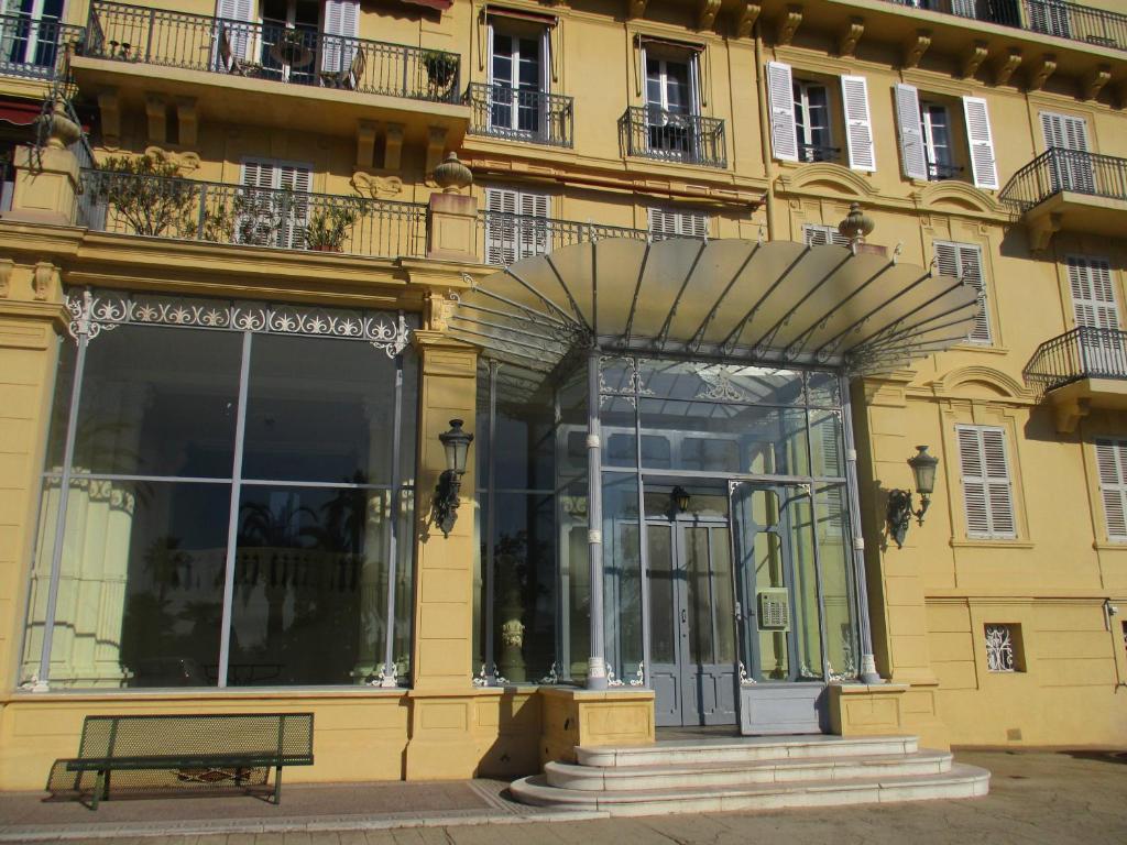 Three Bedrooms Apartment Cannes Noailles