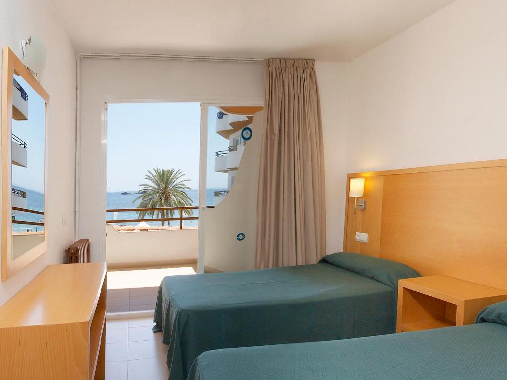Apartamentos Mar y Playa photo 3