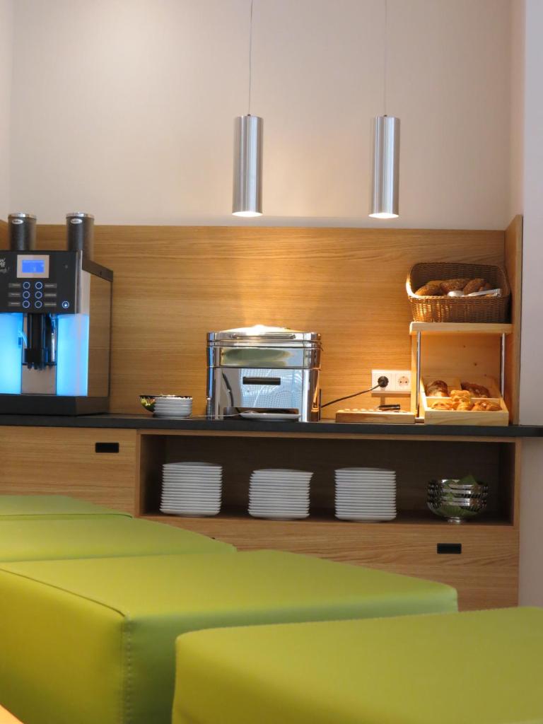 Hotel Neuthor photo 3