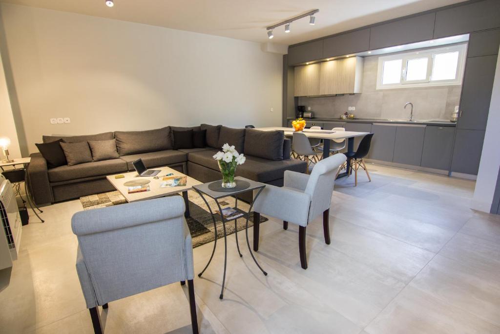 Amera - Troumpas Family Apartments photo 3