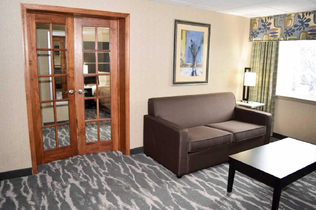 Quality Inn East Stroudsburg - Poconos photo 2