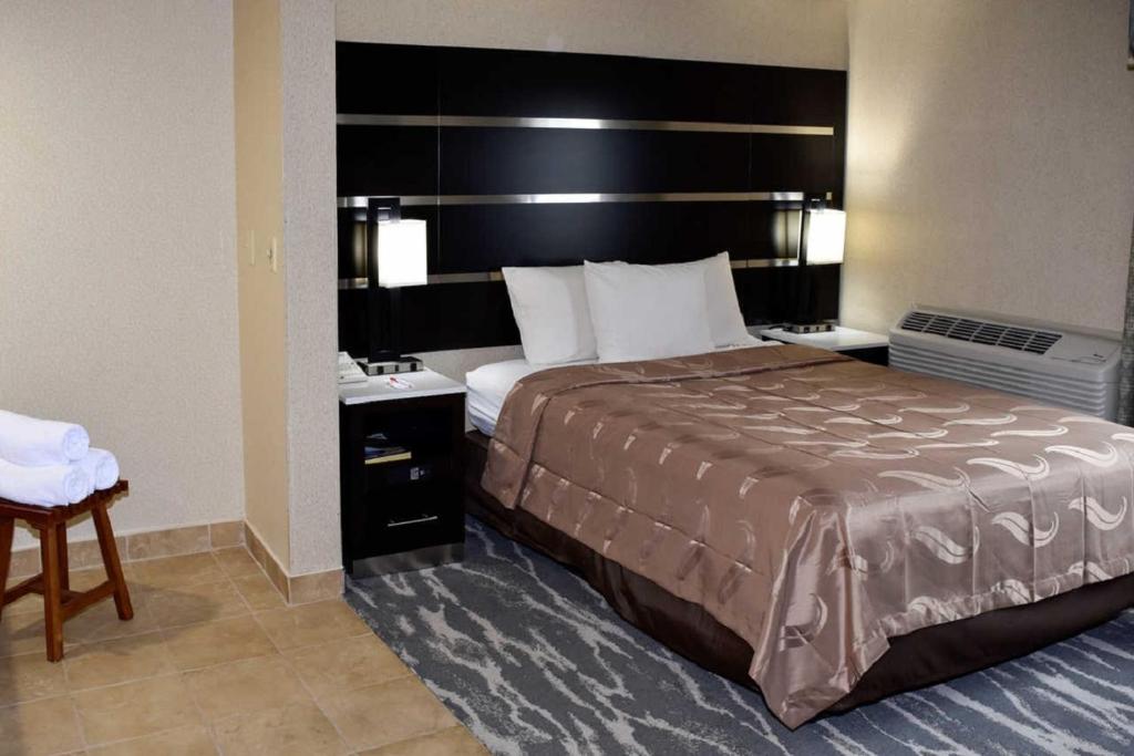 Quality Inn East Stroudsburg - Poconos photo 3