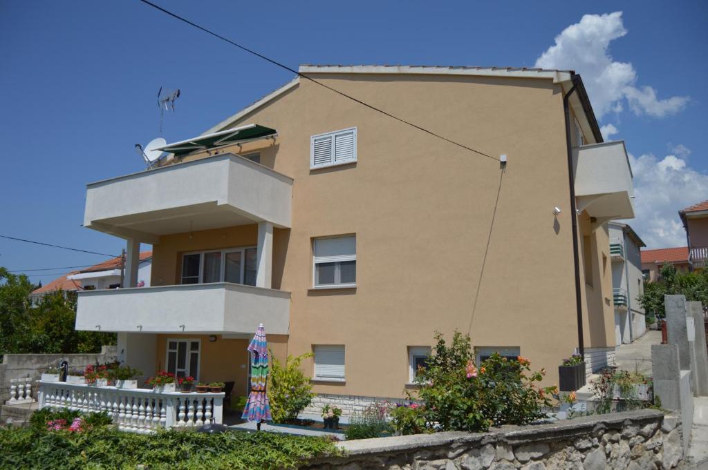 Apartman Latin 1 photo 1