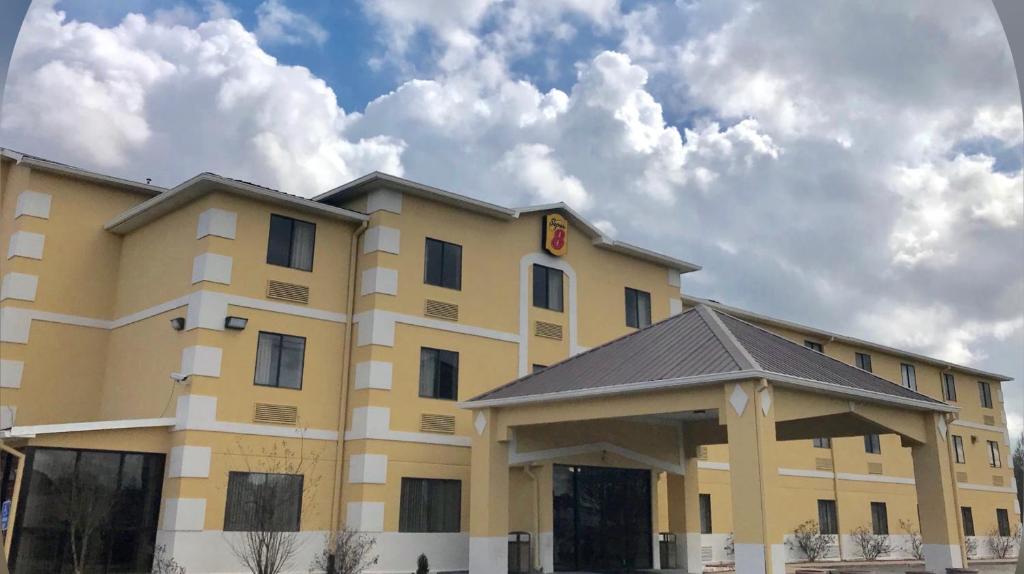 Super 8 by Wyndham Jackson/Ridgeland image