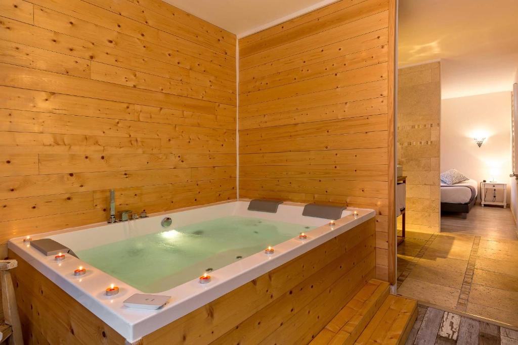 The Originals Boutique, Clair Hôtel, Martigues (Inter-Hotel) photo 4
