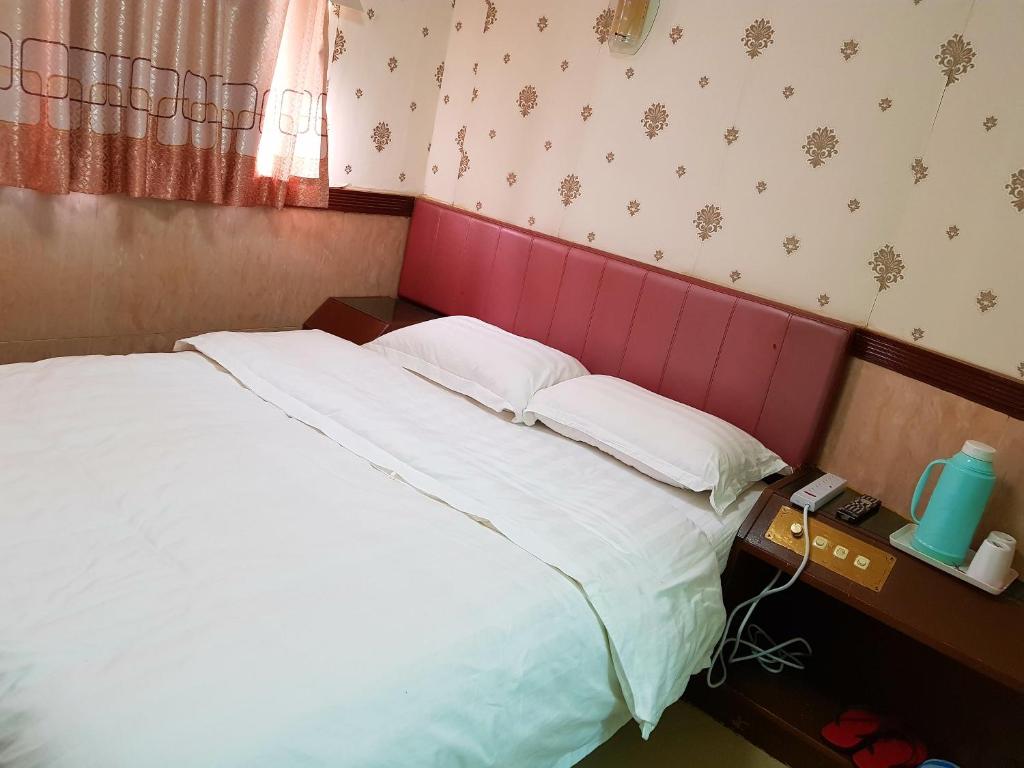 Одноместный (Одноместный номер с собственной ванной комнатой), Astronaut's Hotel