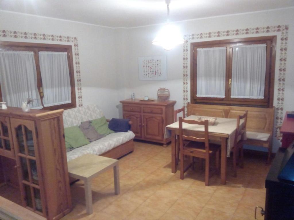 Apartamento MODESTO en las montañas del pirineo aragonés en Alquiler Altruista ECONÓMICO photo 1