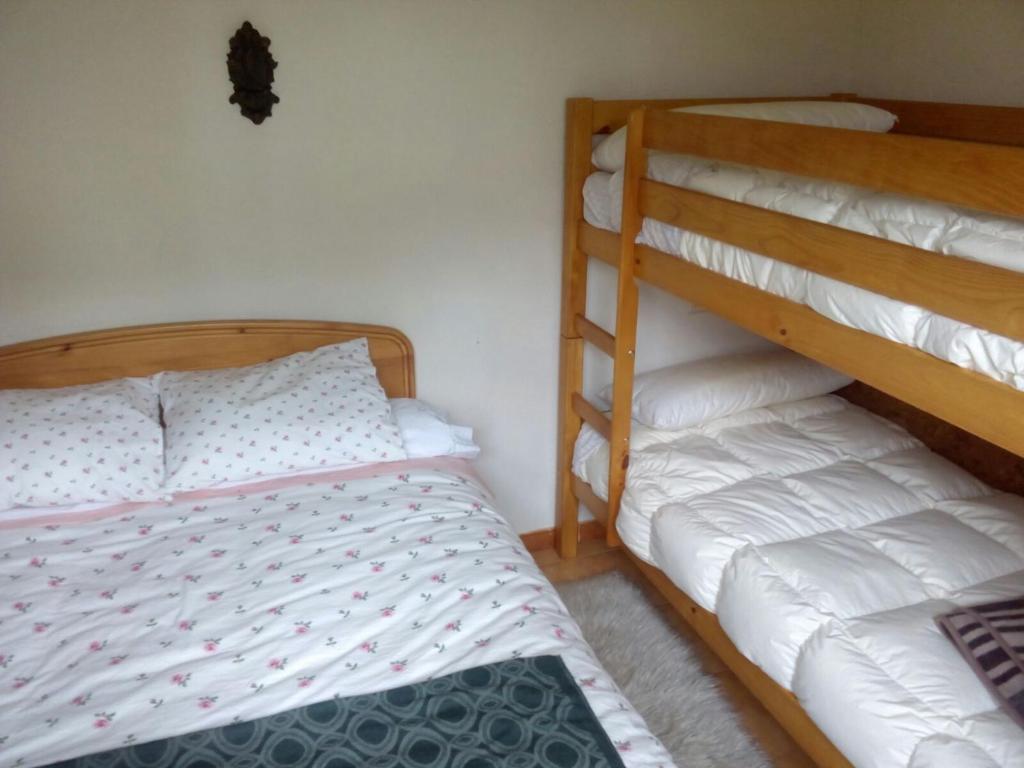 Apartamento MODESTO en las montañas del pirineo aragonés en Alquiler Altruista ECONÓMICO photo 2