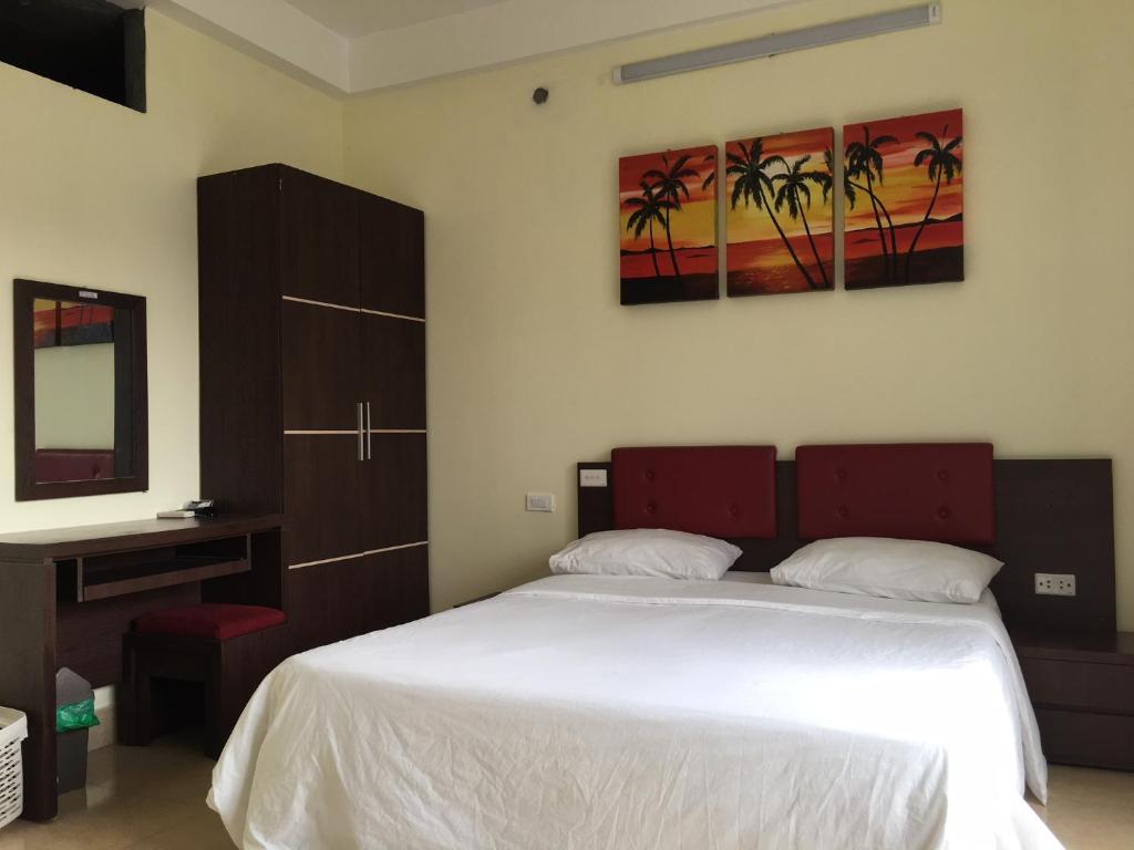 Двухместный (Двухместный номер Делюкс с 1 кроватью и балконом), Hanoi Homestay