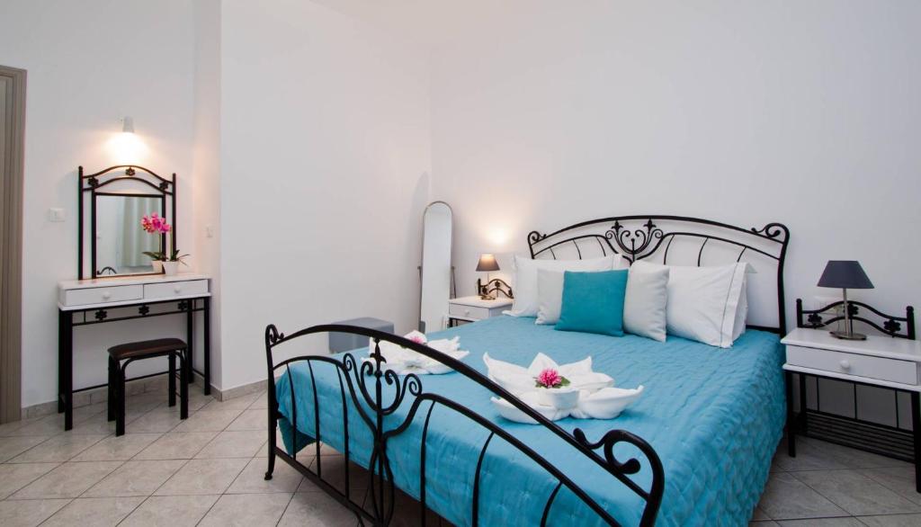 Nemesis Room Type -  Junior Suite with Caldera View