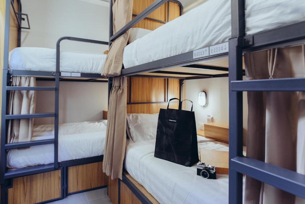 Семейный (Семейный номер с общей ванной комнатой), Peace Factory Hostel