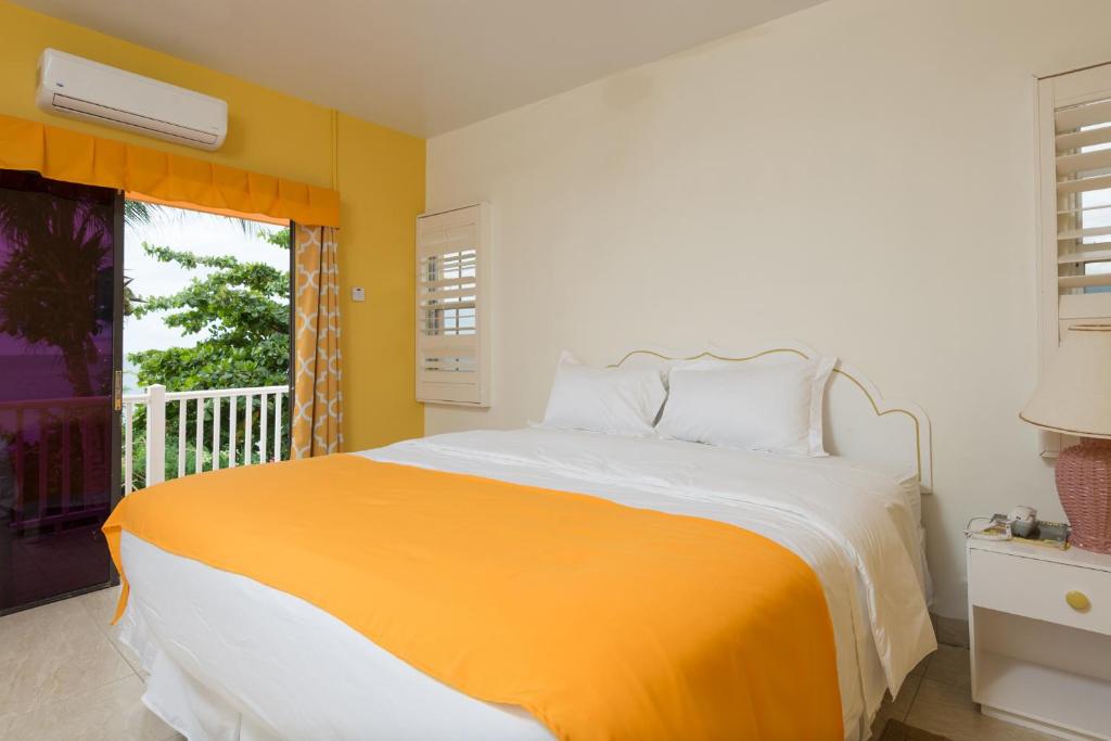 Bird Rock Beach Hotel photo 4