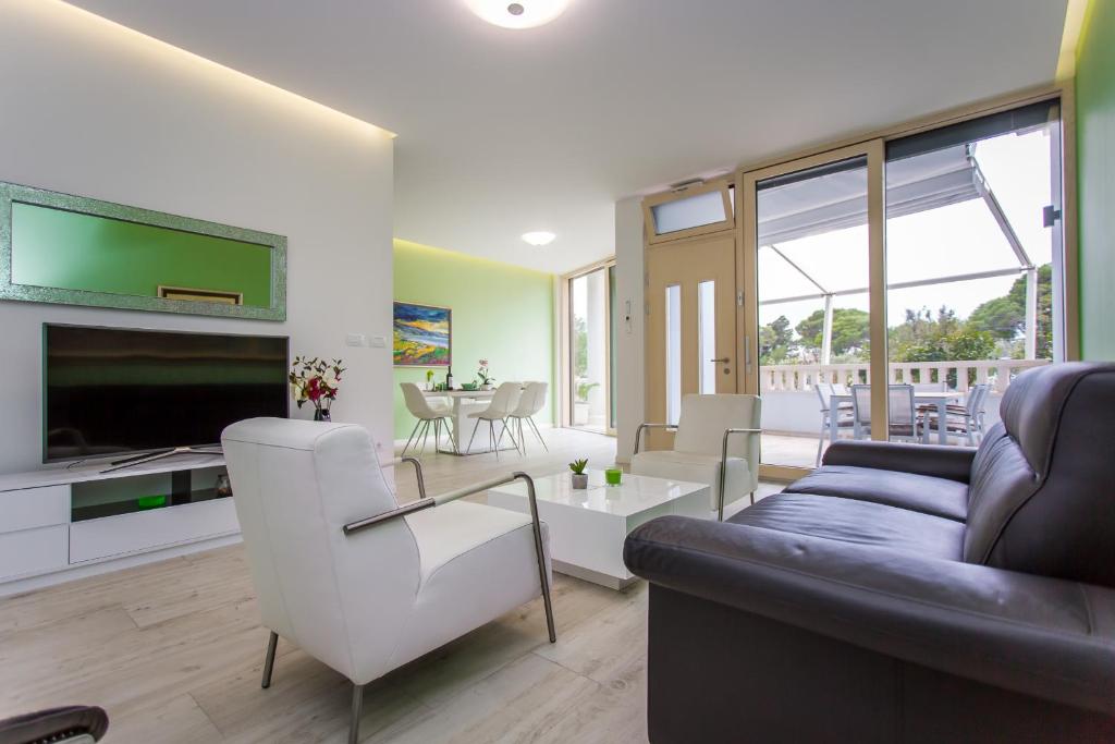 Apartments Makarska Beach photo 3