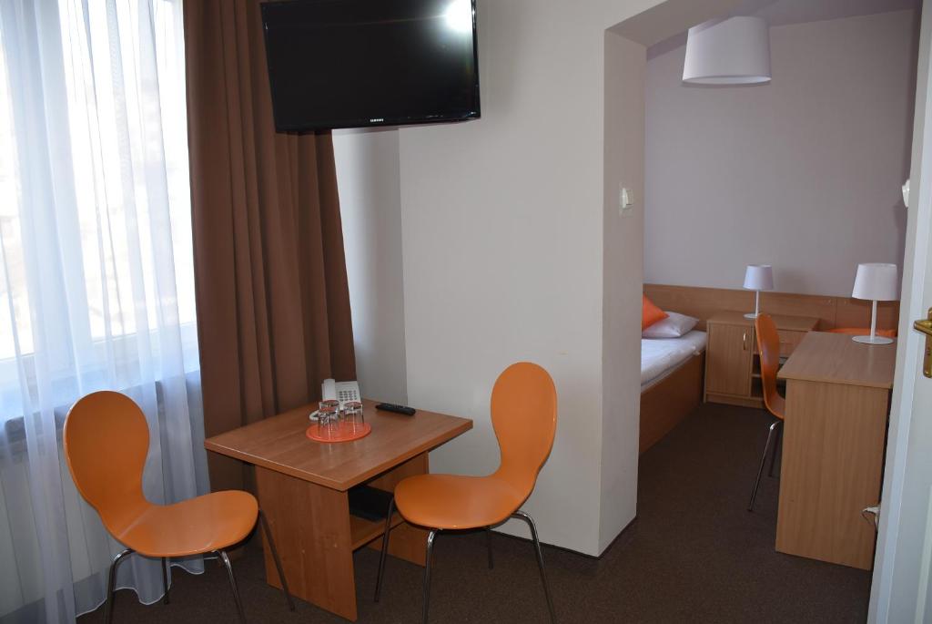 Трехместный (Трехместный номер эконом-класса), Hotel PZMot