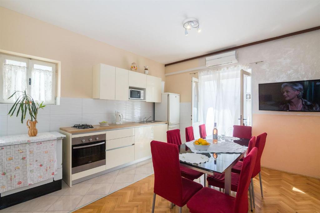 Apartments Zeljko photo 4
